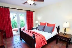 Villa Montana Beach Resort Isabela 4*,