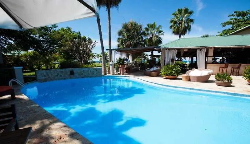 Villa Montana Beach Resort Isabela