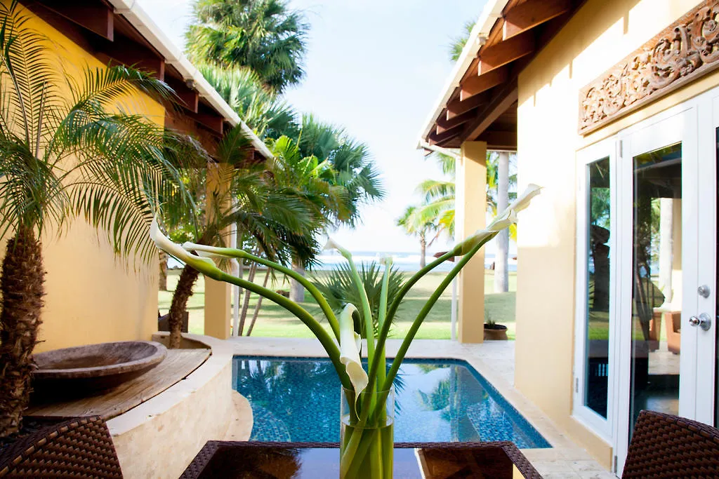 Villa Montana Beach Resort Isabela